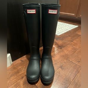 Women’s size 9 Hunter original tall rain boot